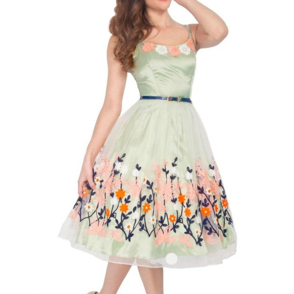 🌟Tatyana || 💗Rare Find💗Sweet Surrender Dress - Picture 1 of 4